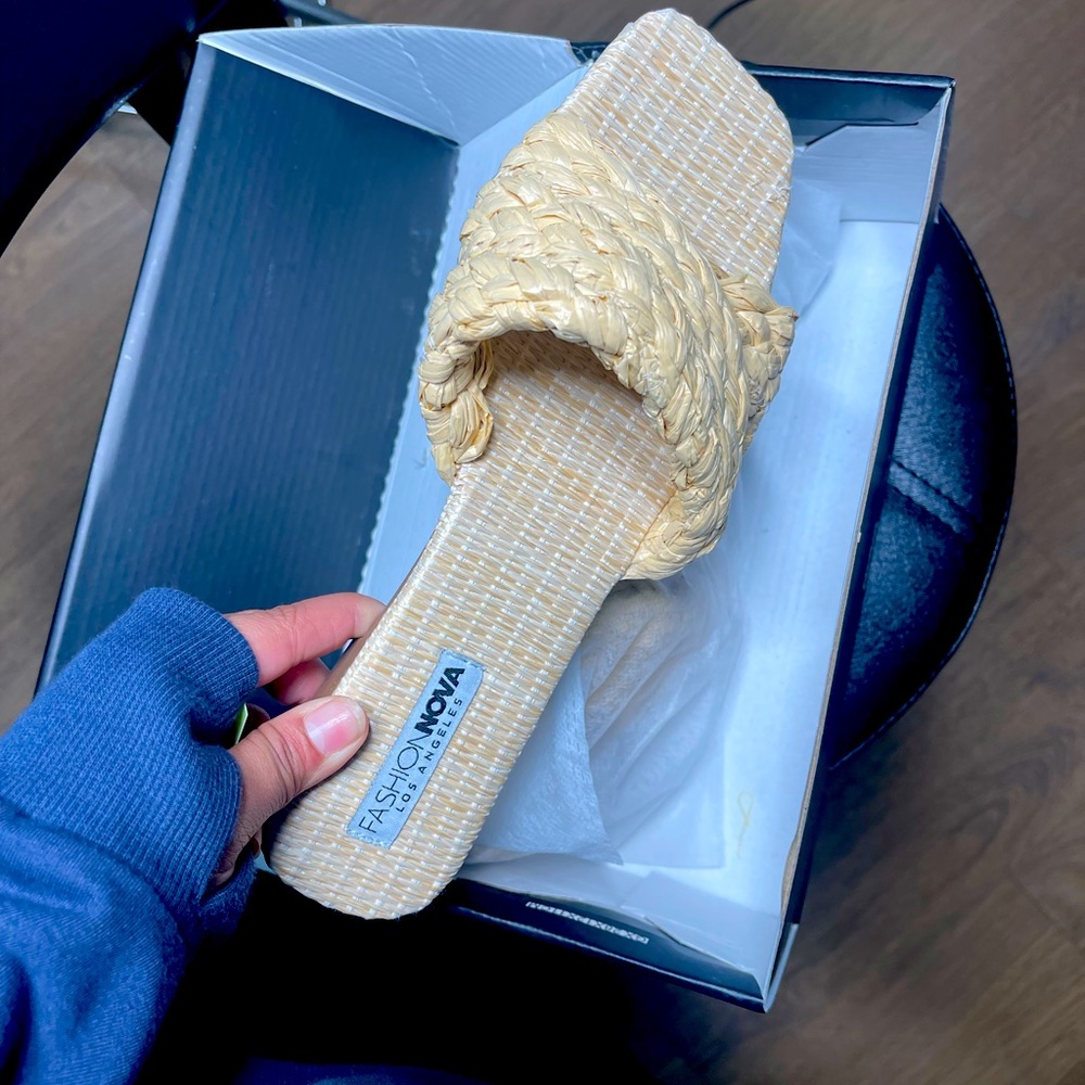 Fashion Nova sandals